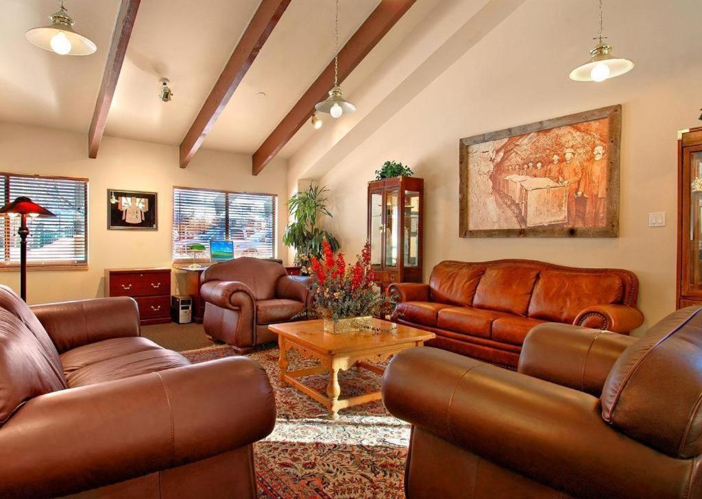 Prospector Accommodations By All Seasons Resort Lodging Park City Exterior photo